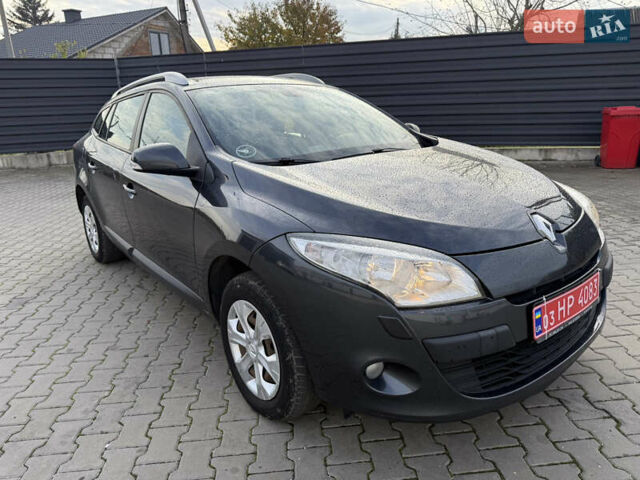 Рено Меган 2011 у Нововолинськ на Automoto.ua Чорний Рено Меган, об'ємом двигуна 1.46 л та пробігом 229 тис. км за 6500 $, фото 5 на Automoto.ua