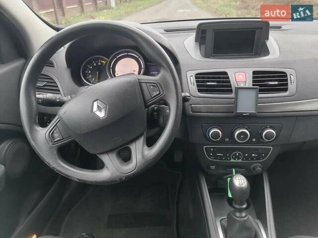 Чорний Рено Меган, об'ємом двигуна 1.6 л та пробігом 218 тис. км за 6950 $, фото 10 на Automoto.ua