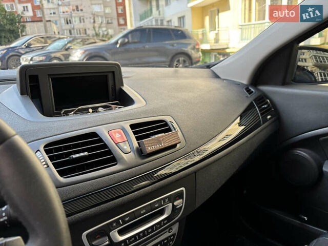 Черный Рено Меган, объемом двигателя 1.46 л и пробегом 261 тыс. км за 7700 $, фото 7 на Automoto.ua