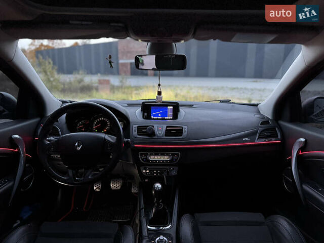Черный Рено Меган, объемом двигателя 1.46 л и пробегом 325 тыс. км за 8000 $, фото 10 на Automoto.ua