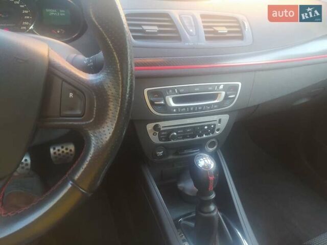 Черный Рено Меган, объемом двигателя 1.5 л и пробегом 188 тыс. км за 8400 $, фото 53 на Automoto.ua