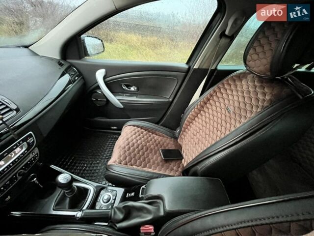 Черный Рено Меган, объемом двигателя 1.46 л и пробегом 297 тыс. км за 6000 $, фото 13 на Automoto.ua