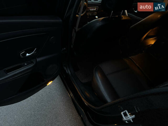 Черный Рено Меган, объемом двигателя 1.5 л и пробегом 214 тыс. км за 7600 $, фото 34 на Automoto.ua