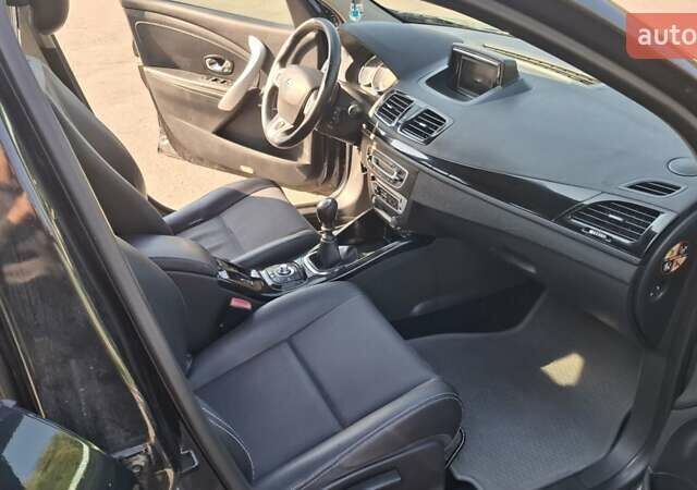 Чорний Рено Меган, об'ємом двигуна 1.46 л та пробігом 260 тис. км за 8300 $, фото 13 на Automoto.ua