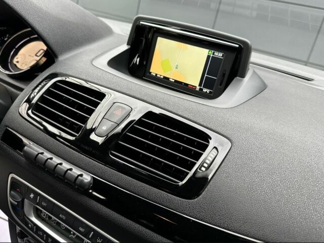 Черный Рено Меган, объемом двигателя 1.5 л и пробегом 217 тыс. км за 8750 $, фото 15 на Automoto.ua