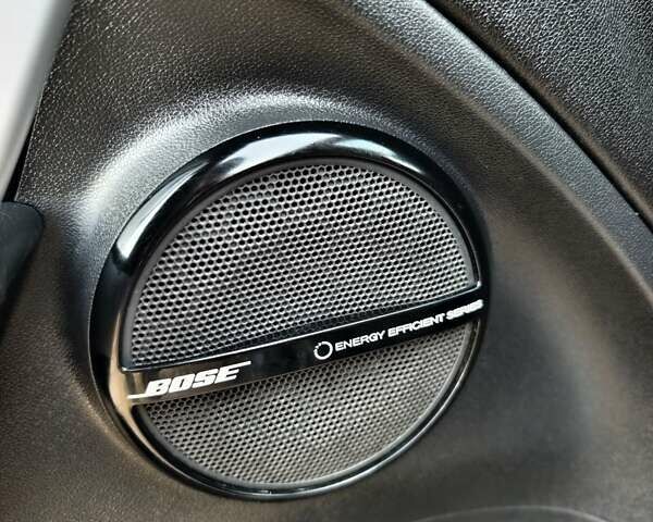 Черный Рено Меган, объемом двигателя 1.4 л и пробегом 187 тыс. км за 7100 $, фото 16 на Automoto.ua