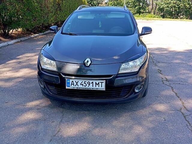 Черный Рено Меган, объемом двигателя 1.5 л и пробегом 249 тыс. км за 7200 $, фото 5 на Automoto.ua