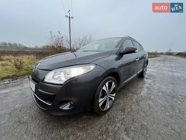 Черный Рено Меган, объемом двигателя 1.46 л и пробегом 297 тыс. км за 7000 $, фото 2 на Automoto.ua