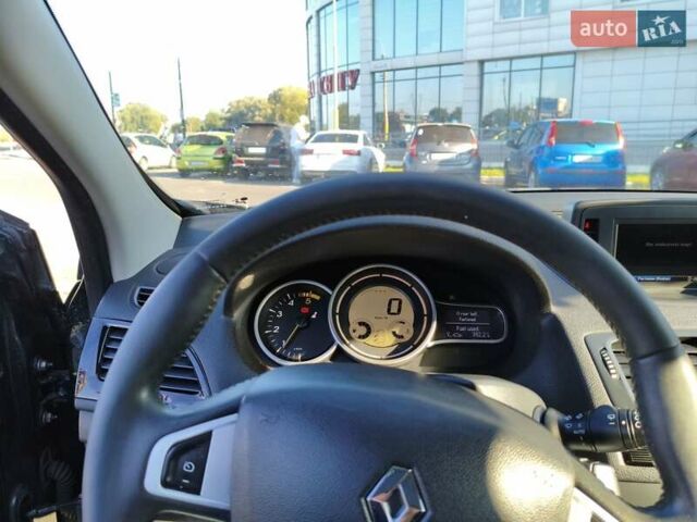 Рено Меган 2012 у Хмельницькому на Automoto.ua Чорний Рено Меган, об'ємом двигуна 1.46 л та пробігом 378 тис. км за 6400 $, фото 11 на Automoto.ua