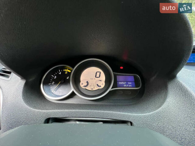 Черный Рено Меган, объемом двигателя 1.5 л и пробегом 266 тыс. км за 7100 $, фото 5 на Automoto.ua