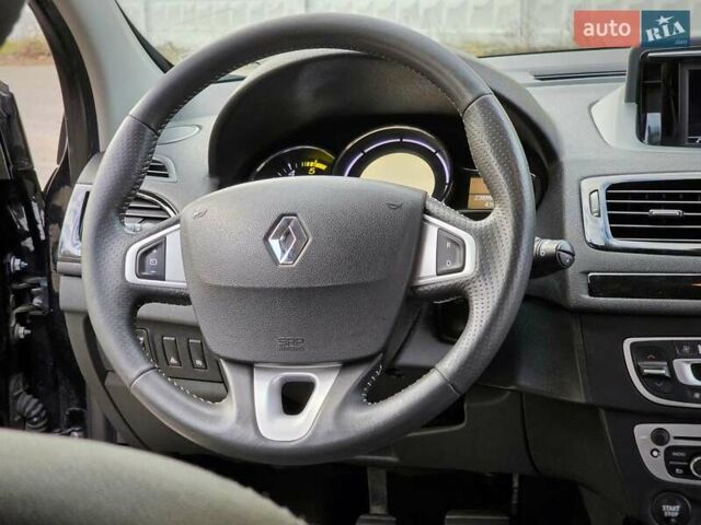 Черный Рено Меган, объемом двигателя 1.46 л и пробегом 238 тыс. км за 8900 $, фото 67 на Automoto.ua