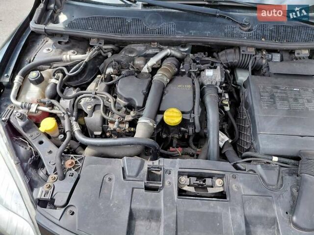 Рено Меган 2012 в Чернигове на Automoto.ua Черный Рено Меган, объемом двигателя 1.5 л и пробегом 260 тыс. км за 9600 $, фото 6 на Automoto.ua