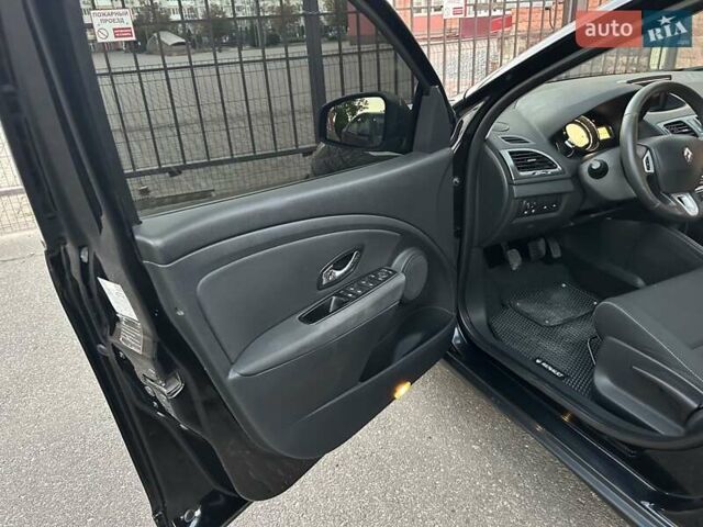Рено Меган 2012 в Николаеве на Automoto.ua Черный Рено Меган, объемом двигателя 1.5 л и пробегом 275 тыс. км за 7700 $, фото 31 на Automoto.ua