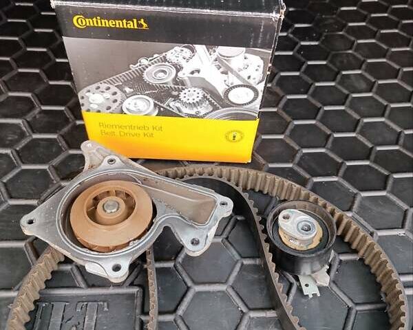 Черный Рено Меган, объемом двигателя 1.46 л и пробегом 258 тыс. км за 8100 $, фото 17 на Automoto.ua