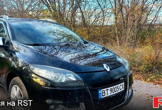 Черный Рено Меган, объемом двигателя 1.5 л и пробегом 245 тыс. км за 9100 $, фото 7 на Automoto.ua
