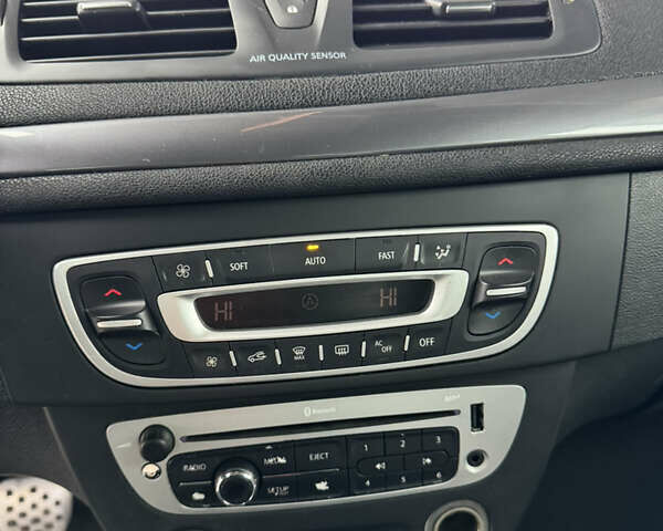 Черный Рено Меган, объемом двигателя 1.5 л и пробегом 216 тыс. км за 9100 $, фото 38 на Automoto.ua