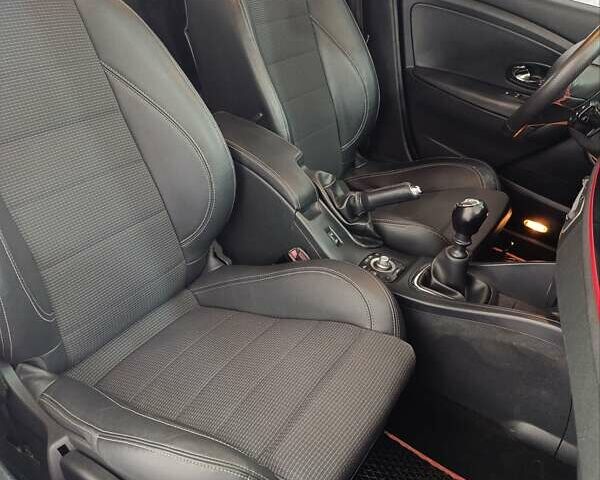 Рено Меган 2012 в Коростене на Automoto.ua Черный Рено Меган, объемом двигателя 1.5 л и пробегом 245 тыс. км за 8700 $, фото 19 на Automoto.ua