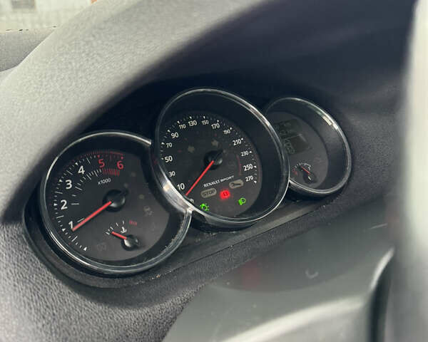 Черный Рено Меган, объемом двигателя 1.5 л и пробегом 216 тыс. км за 9100 $, фото 39 на Automoto.ua