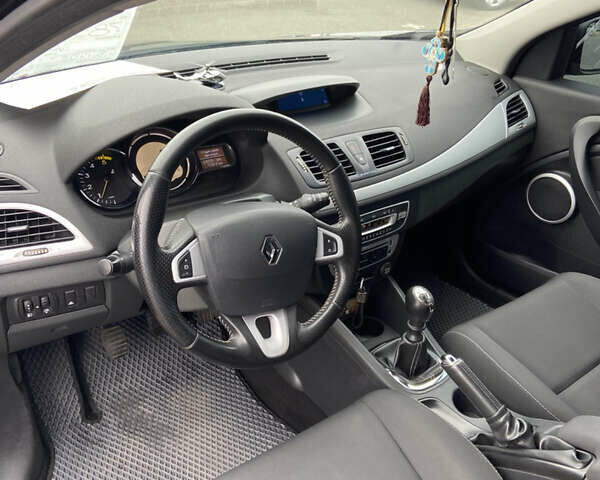 Чорний Рено Меган, об'ємом двигуна 1.5 л та пробігом 212 тис. км за 7550 $, фото 14 на Automoto.ua