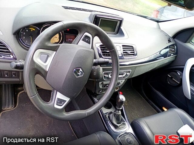 Черный Рено Меган, объемом двигателя 1.5 л и пробегом 345 тыс. км за 8500 $, фото 5 на Automoto.ua