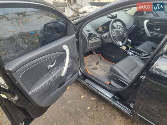 Рено Меган 2012 в Черкассах на Automoto.ua Черный Рено Меган, объемом двигателя 1.46 л и пробегом 208 тыс. км за 7650 $, фото 13 на Automoto.ua