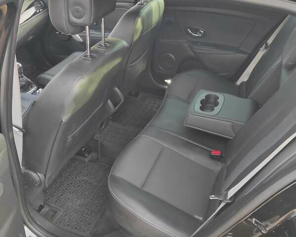 Чорний Рено Меган, об'ємом двигуна 1.46 л та пробігом 349 тис. км за 9700 $, фото 9 на Automoto.ua