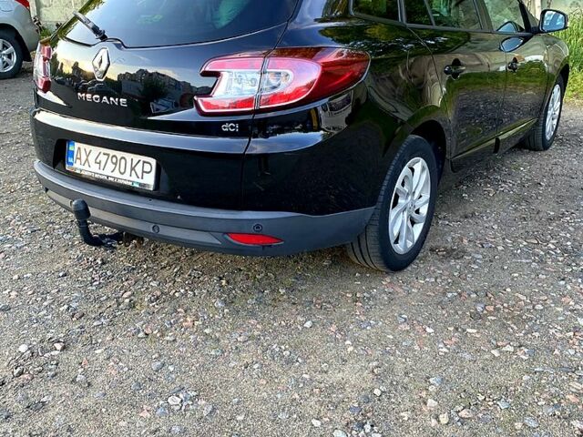 Черный Рено Меган, объемом двигателя 1.5 л и пробегом 210 тыс. км за 8800 $, фото 2 на Automoto.ua