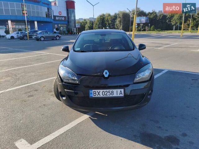 Рено Меган 2012 у Хмельницькому на Automoto.ua Чорний Рено Меган, об'ємом двигуна 1.46 л та пробігом 378 тис. км за 6400 $, фото 2 на Automoto.ua
