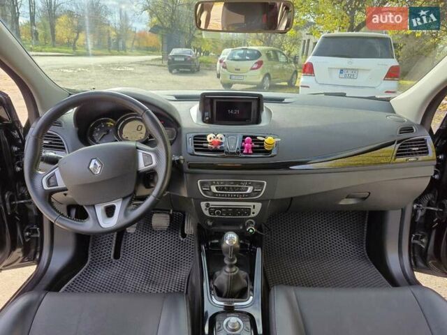 Черный Рено Меган, объемом двигателя 1.46 л и пробегом 270 тыс. км за 8600 $, фото 15 на Automoto.ua