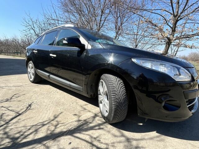 Чорний Рено Меган, об'ємом двигуна 1.5 л та пробігом 252 тис. км за 7500 $, фото 2 на Automoto.ua