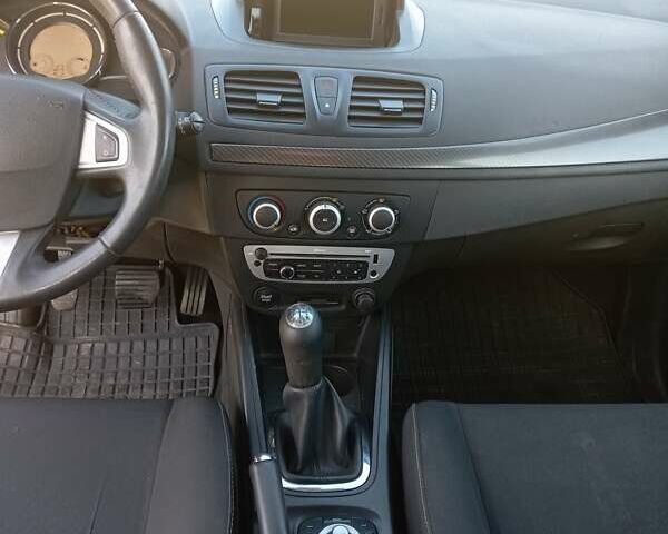 Чорний Рено Меган, об'ємом двигуна 1.46 л та пробігом 330 тис. км за 6400 $, фото 25 на Automoto.ua