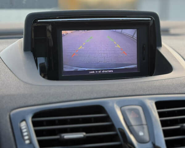 Рено Меган 2012 в Луцке на Automoto.ua Черный Рено Меган, объемом двигателя 1.46 л и пробегом 246 тыс. км за 7600 $, фото 23 на Automoto.ua