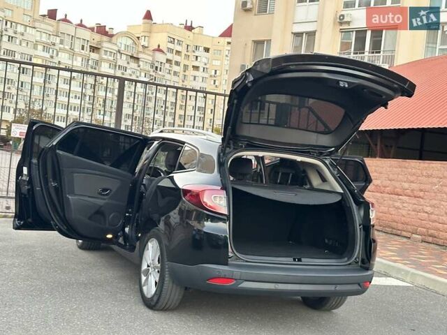 Рено Меган 2012 в Николаеве на Automoto.ua Черный Рено Меган, объемом двигателя 1.5 л и пробегом 275 тыс. км за 7700 $, фото 23 на Automoto.ua