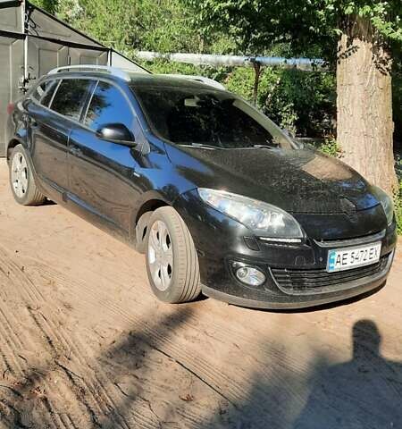 Рено Меган 2012 у Дніпро (Дніпропетровську) на Automoto.ua Чорний Рено Меган, об'ємом двигуна 1.46 л та пробігом 305 тис. км за 7900 $, фото 5 на Automoto.ua