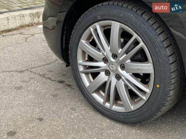 Черный Рено Меган, объемом двигателя 1.46 л и пробегом 235 тыс. км за 8900 $, фото 9 на Automoto.ua