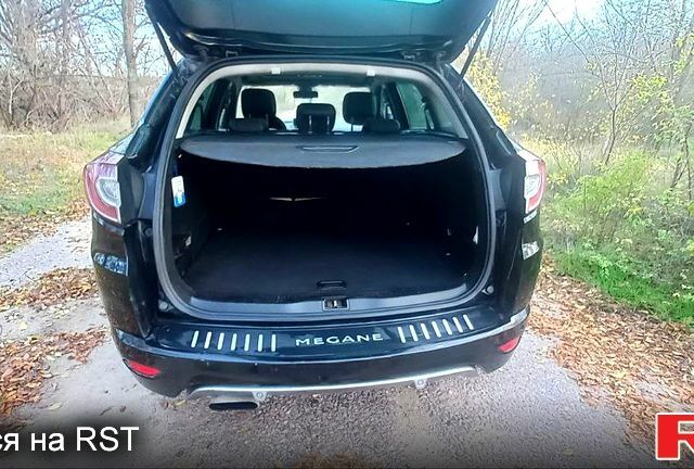 Черный Рено Меган, объемом двигателя 1.5 л и пробегом 245 тыс. км за 9100 $, фото 4 на Automoto.ua