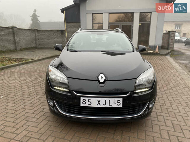 Черный Рено Меган, объемом двигателя 1.46 л и пробегом 250 тыс. км за 8600 $, фото 1 на Automoto.ua