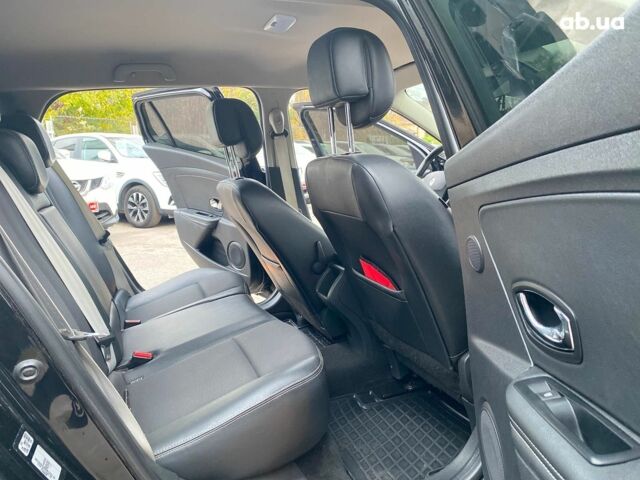 Чорний Рено Меган, об'ємом двигуна 1.5 л та пробігом 269 тис. км за 9390 $, фото 26 на Automoto.ua