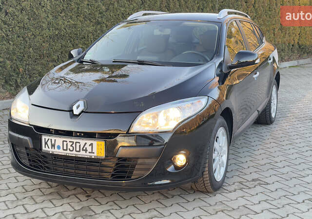 Черный Рено Меган, объемом двигателя 1.6 л и пробегом 199 тыс. км за 7900 $, фото 10 на Automoto.ua