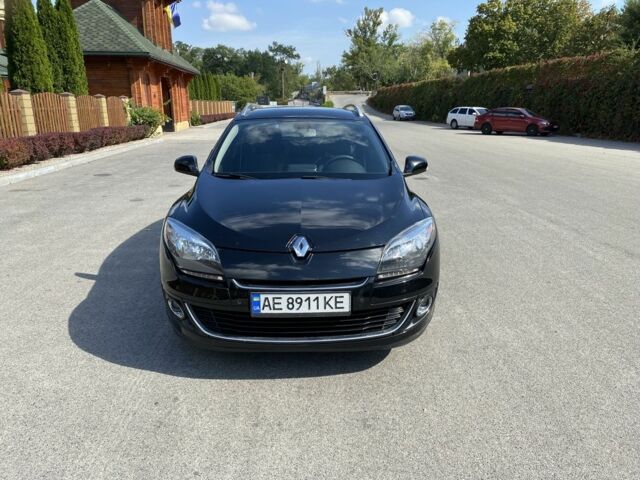 Черный Рено Меган, объемом двигателя 1.5 л и пробегом 274 тыс. км за 7800 $, фото 2 на Automoto.ua