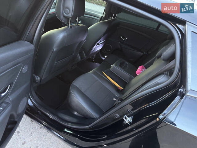 Черный Рено Меган, объемом двигателя 1.5 л и пробегом 305 тыс. км за 7997 $, фото 12 на Automoto.ua