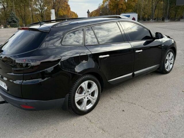 Черный Рено Меган, объемом двигателя 1.5 л и пробегом 290 тыс. км за 7800 $, фото 2 на Automoto.ua