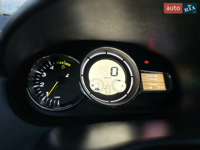 Черный Рено Меган, объемом двигателя 1.5 л и пробегом 270 тыс. км за 8900 $, фото 43 на Automoto.ua