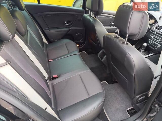 Черный Рено Меган, объемом двигателя 1.46 л и пробегом 258 тыс. км за 8100 $, фото 7 на Automoto.ua