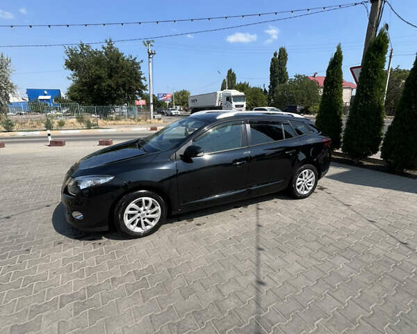 Рено Меган 2012 у Барышевке на Automoto.ua Чорний Рено Меган, об'ємом двигуна 1.5 л та пробігом 240 тис. км за 7800 $, фото 3 на Automoto.ua