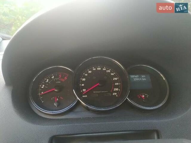 Черный Рено Меган, объемом двигателя 1.5 л и пробегом 188 тыс. км за 8400 $, фото 46 на Automoto.ua