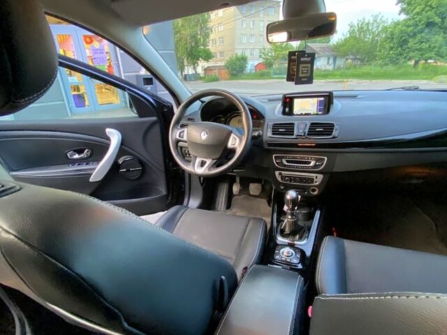 Чорний Рено Меган, об'ємом двигуна 1.5 л та пробігом 222 тис. км за 8300 $, фото 2 на Automoto.ua