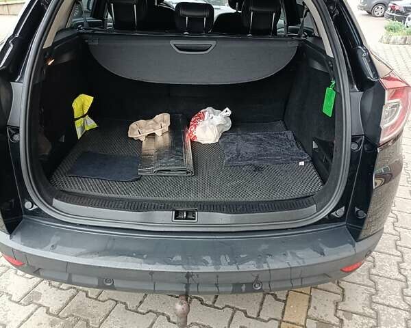 Чорний Рено Меган, об'ємом двигуна 1.46 л та пробігом 255 тис. км за 8200 $, фото 2 на Automoto.ua