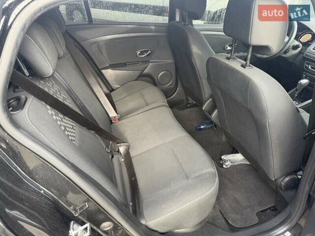 Черный Рено Меган, объемом двигателя 1.5 л и пробегом 194 тыс. км за 8700 $, фото 7 на Automoto.ua