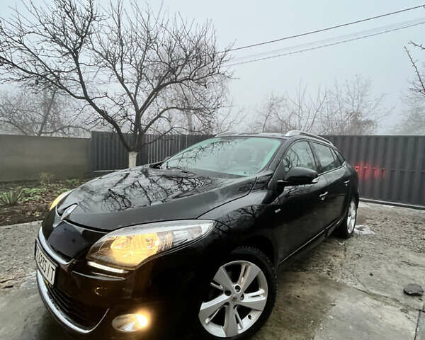 Черный Рено Меган, объемом двигателя 1.5 л и пробегом 297 тыс. км за 8100 $, фото 2 на Automoto.ua